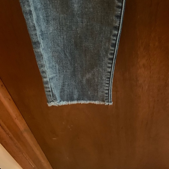 Kut from Kloth Distressed Jeans— 14 W - Picture 5 of 7